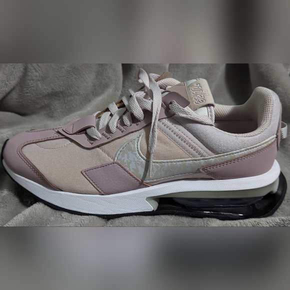 Nike Women's Air Max Pre-Venice/Grey Fog-Plum Fog-White Size 8.5 - DJ5407-500 - Picture 4 of 16